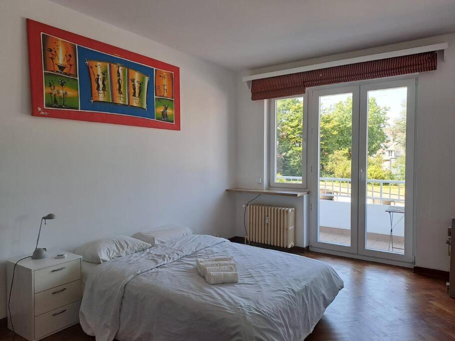 Spacious Apartment Next To Parc Du Cinquantenaire Bruxelles Esterno foto